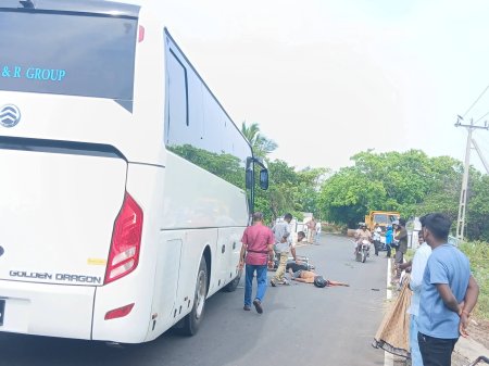 யாழ்ப்பாணம் : புங்குடுதீவு வாணர் பாலத்தில் வாகன விபத்தில் இளைஞன் பலி !